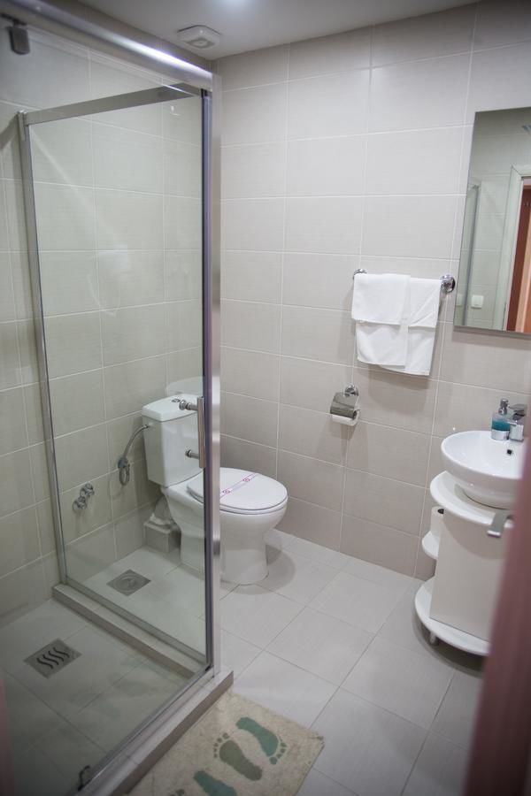 Отель Hotel Serdar Мойковац-26