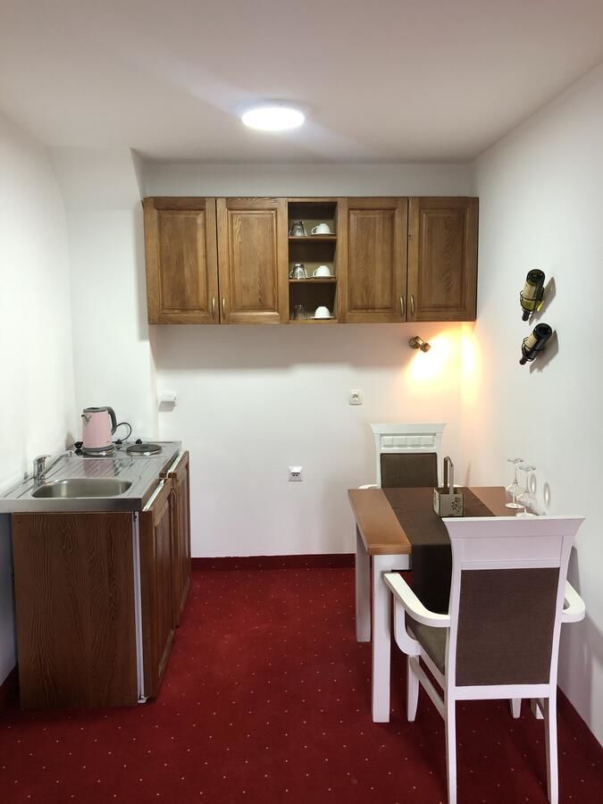 Отель Hotel Serdar Мойковац-7
