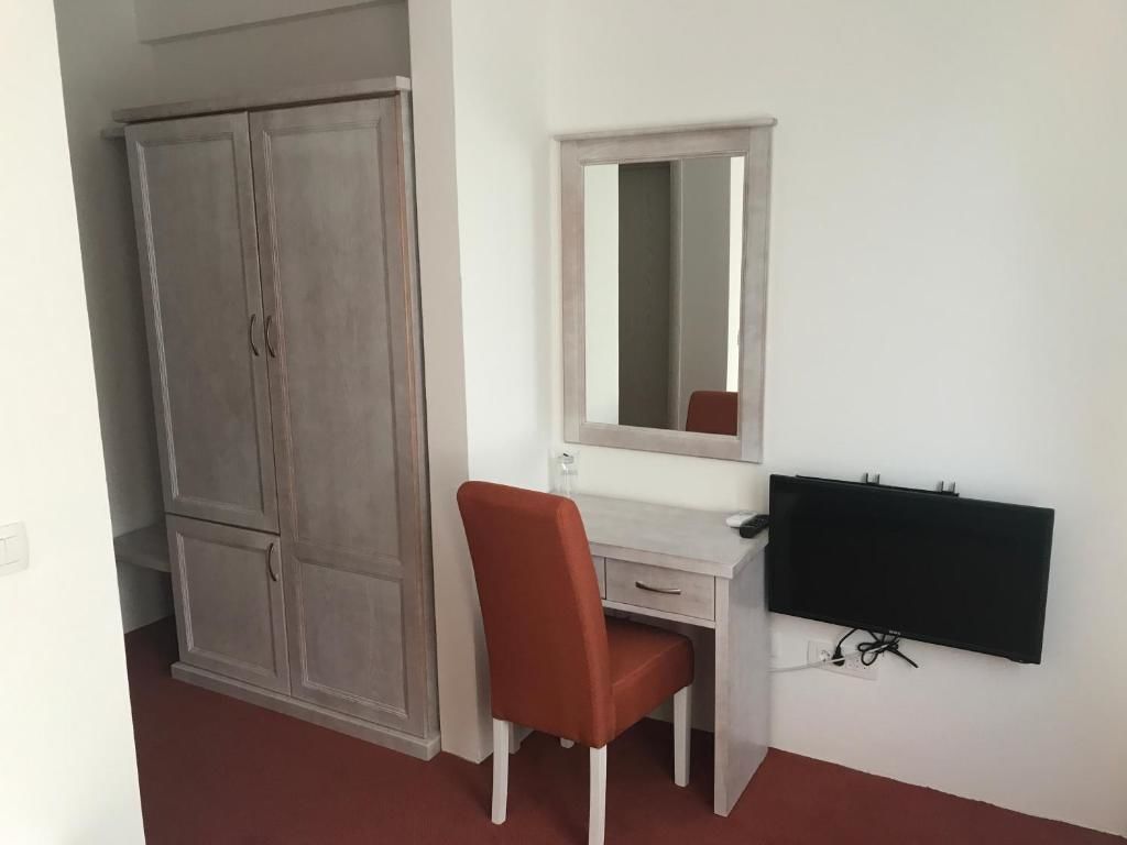 Отель Hotel Serdar Мойковац-51