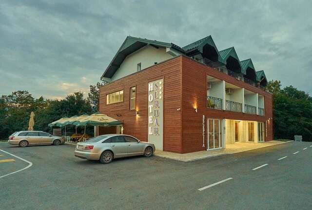Отель Hotel Serdar Мойковац-3