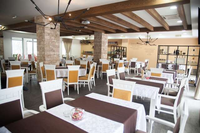 Отель Hotel Serdar Мойковац-23