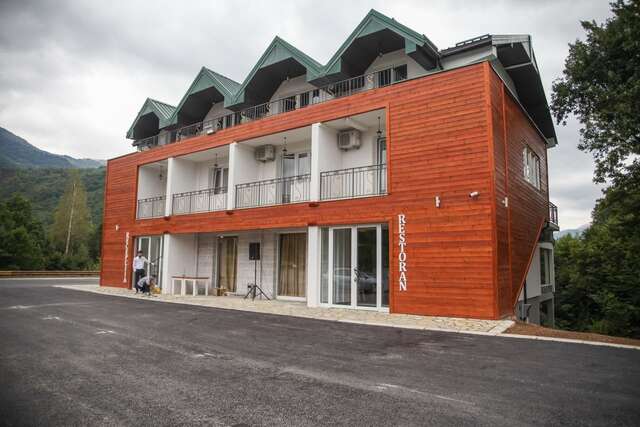 Отель Hotel Serdar Мойковац-44
